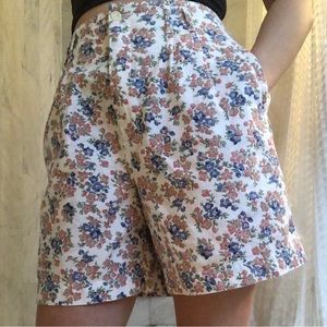 Vintage Dockers Floral shorts size petite 12